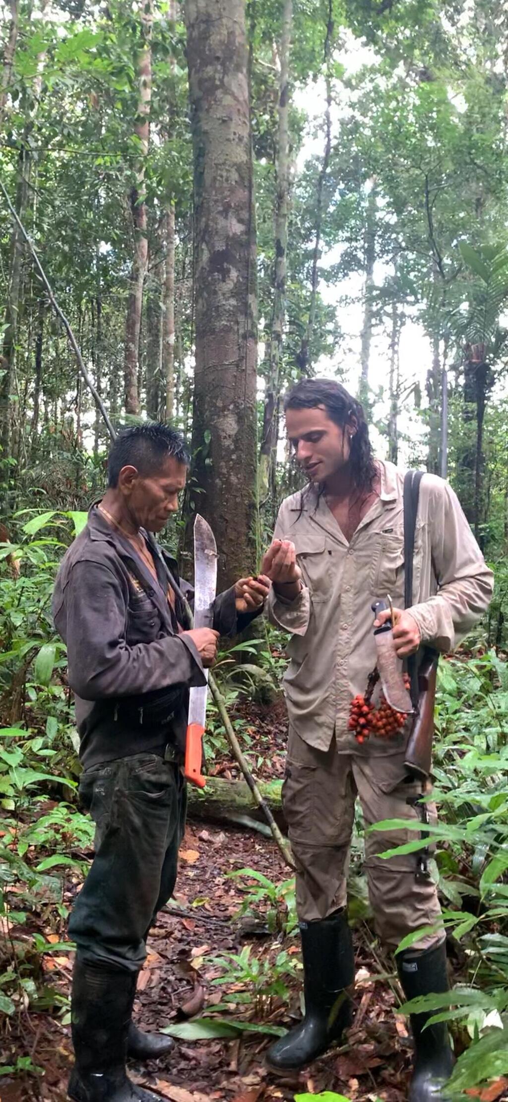 Guy Steinbruch with Fermin the shaman גיא עם פרמין השמאן