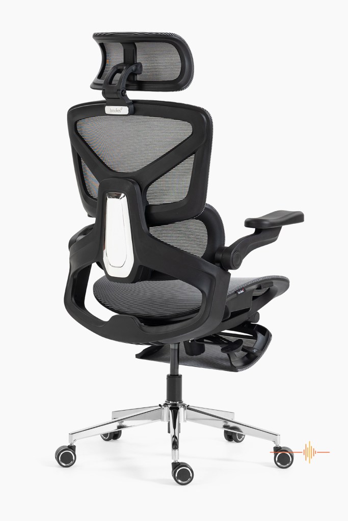 Boulies EP500 rear quarter view