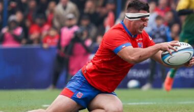 Two Chileans Sign Contracts with European Clubs