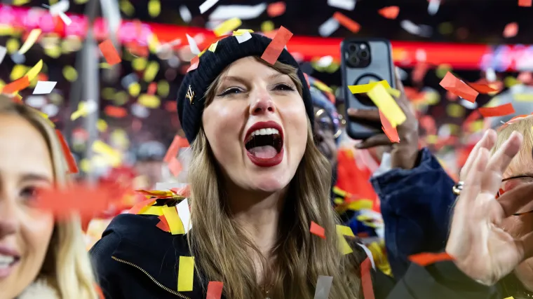 Is Taylor Swift at NFL Honors banquet? Updates on if pop star is at Travis Kelce's side during NFL awards show image