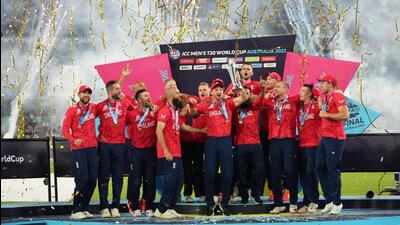 Champions England celebrate after winning the ICC T20 World Cup final against Pakistan on November 13, 2022. (Getty Images)