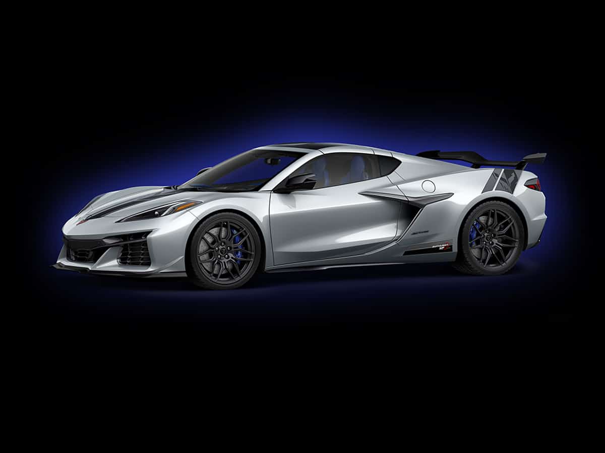 Chevrolet corvette z06 bathurst 12 hour special edition side on
