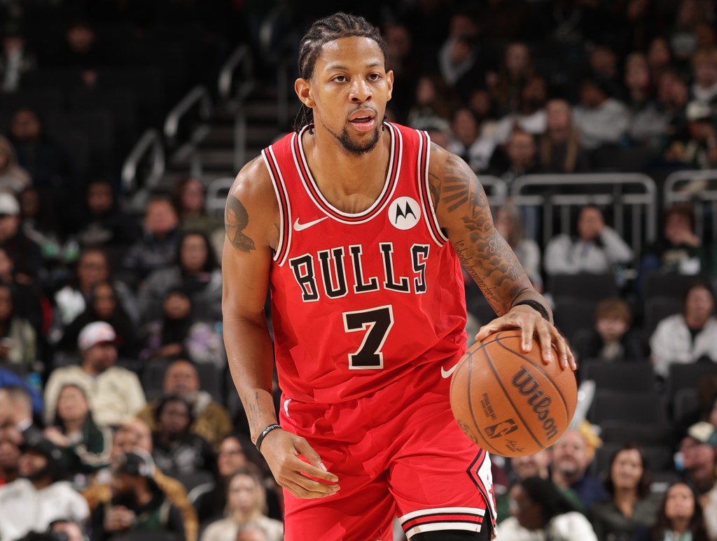 Delon Terry, who was traded to the Knicks late Weddnesday night, looks to make a move during the Bulls' loss to the Bucks on Feb. 3, 2026.