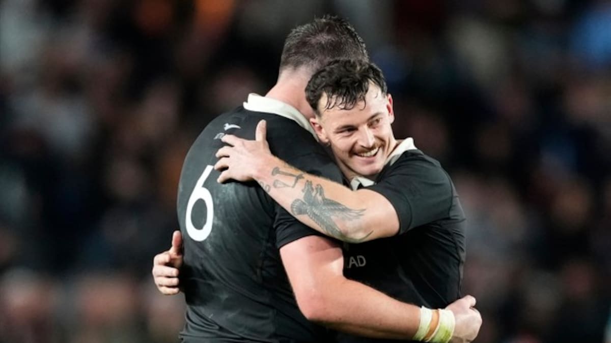 All Blacks duo Simon Parker, Leroy Carter recommit to New Zealand Rugby until 2028