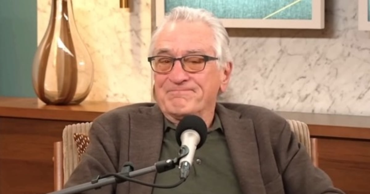 Robert DeNiro Breaks Down in Tears as He Calls for Trump to Be ‘Neutralized’