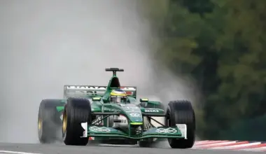 V10 scream… | FORMULA 1 QATAR AIRWAYS AUSTRALIAN GRAND PRIX 2026