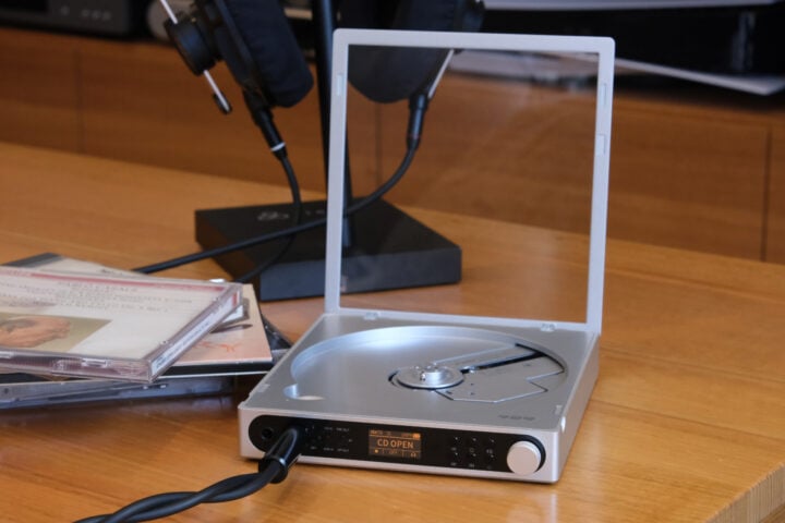 FiiO DM15 R2R open lid