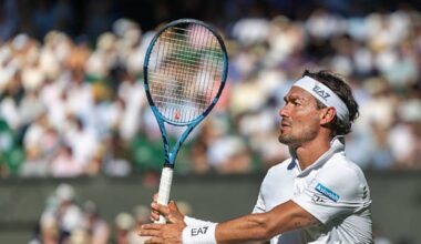 Fognini picks up a tennis racket again in an exhibition in Tenerife. Photo: Getty Images