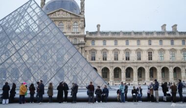 Fresh water leak adds to Louvre museum woes