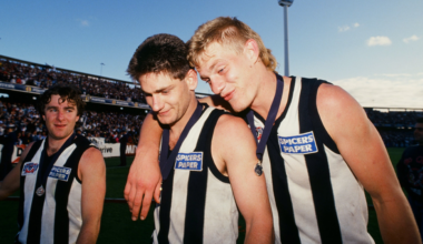 Crosisca donates memorabilia to Collingwood museum