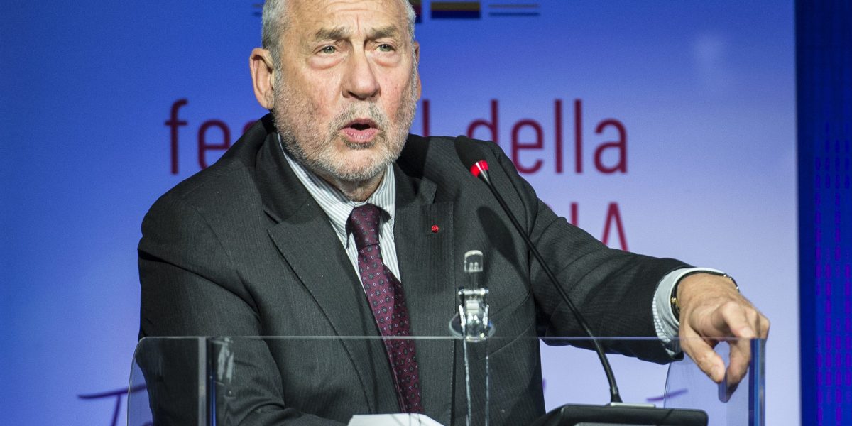 Nobel economist Joseph Stiglitz warns blue-collar job loss is among biggest threats to U.S. economy