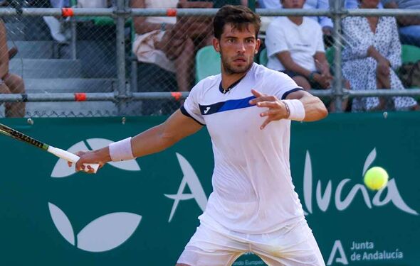 Nikolás Sánchez in action 