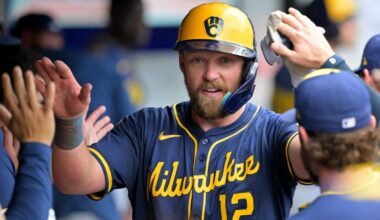 Guardians agree to minor-league deal with Rhys Hoskins: Sources