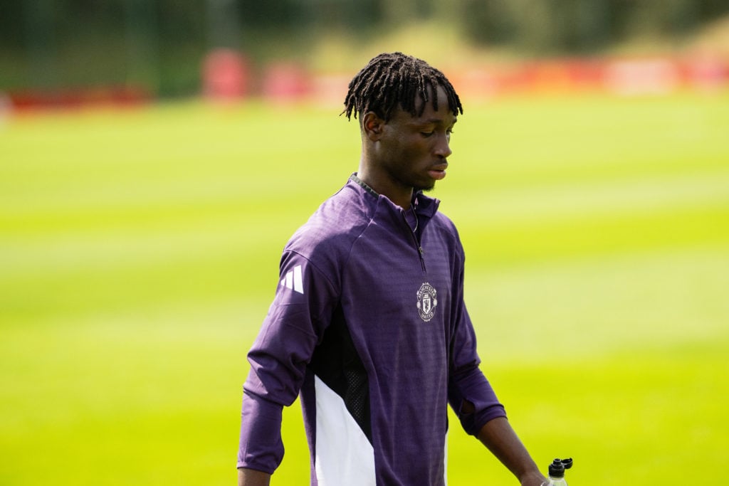 Sekou Kone in Manchester United training session