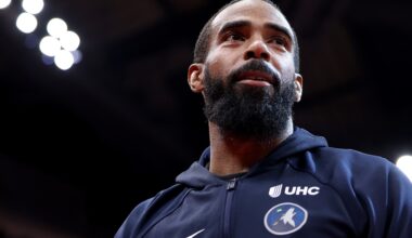 Timberwolves Sign Mike Conley - NBA