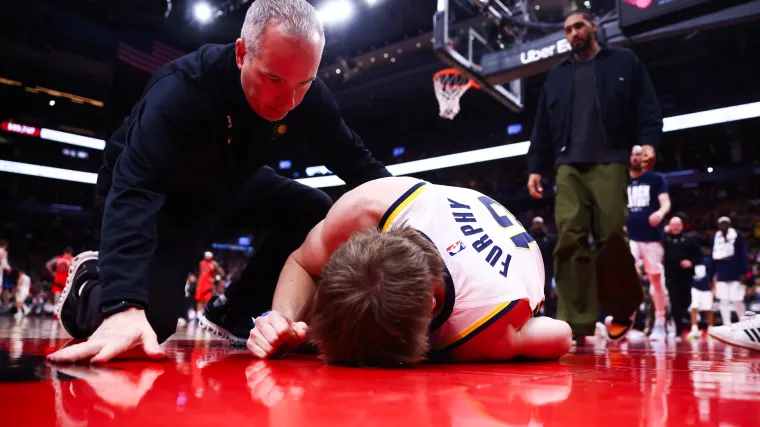 Rising Aussie NBA star suffers potentially serious injury image