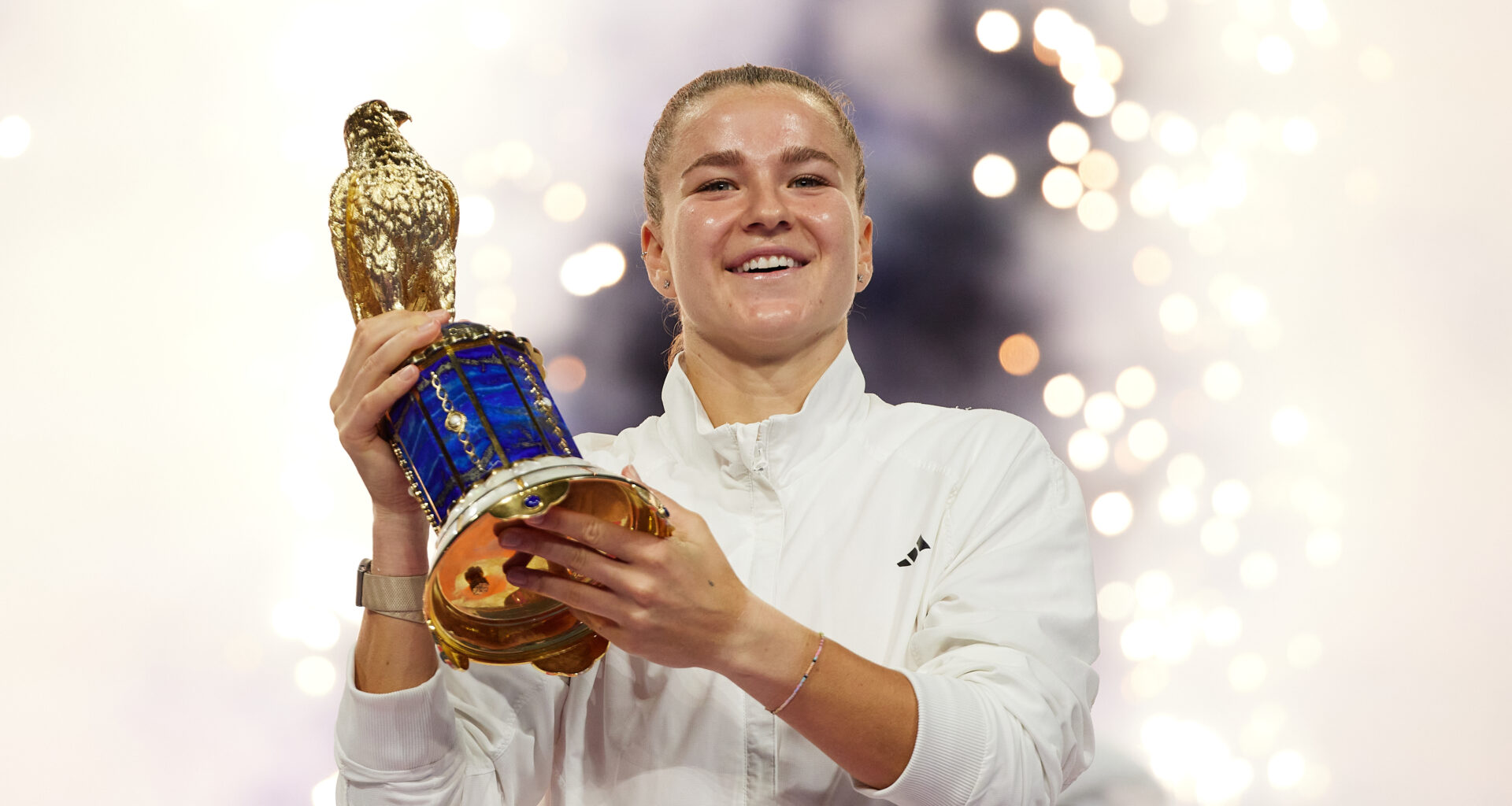 Muchova has her moment and Sakkari returns to the main stage