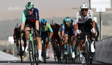 Pro Log: Isaac del Toro is a sprinter; Austin Butler is Lance Armstrong; Demi Vollering is inevitable