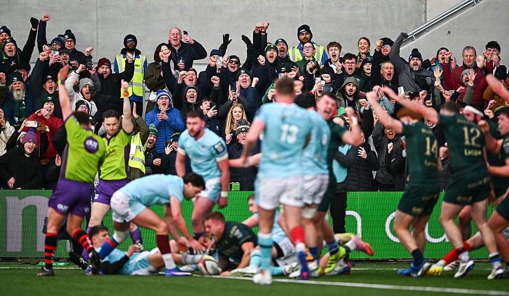 Connacht leave it late to upset URC table toppers