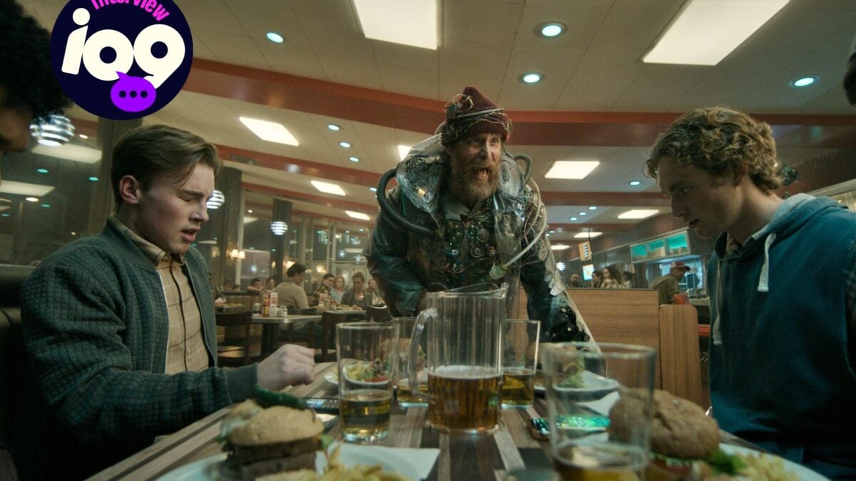 Gore Verbinski on the Difficulties of Making His Weird, Epic New Sci-Fi Movie