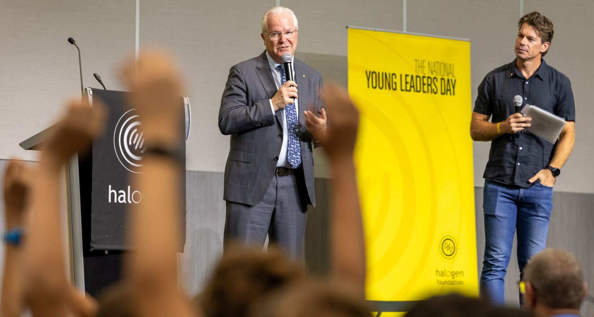 Governor meets hundreds of WA's new young leaders