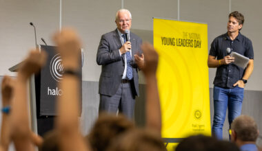 Governor meets hundreds of WA's new young leaders