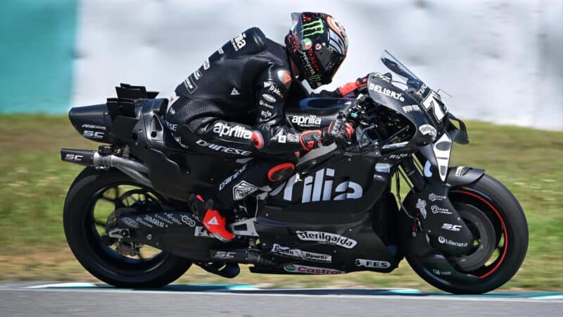 Hedgehog rear wing fins on 2026 Aprilia MotoGP testing bike