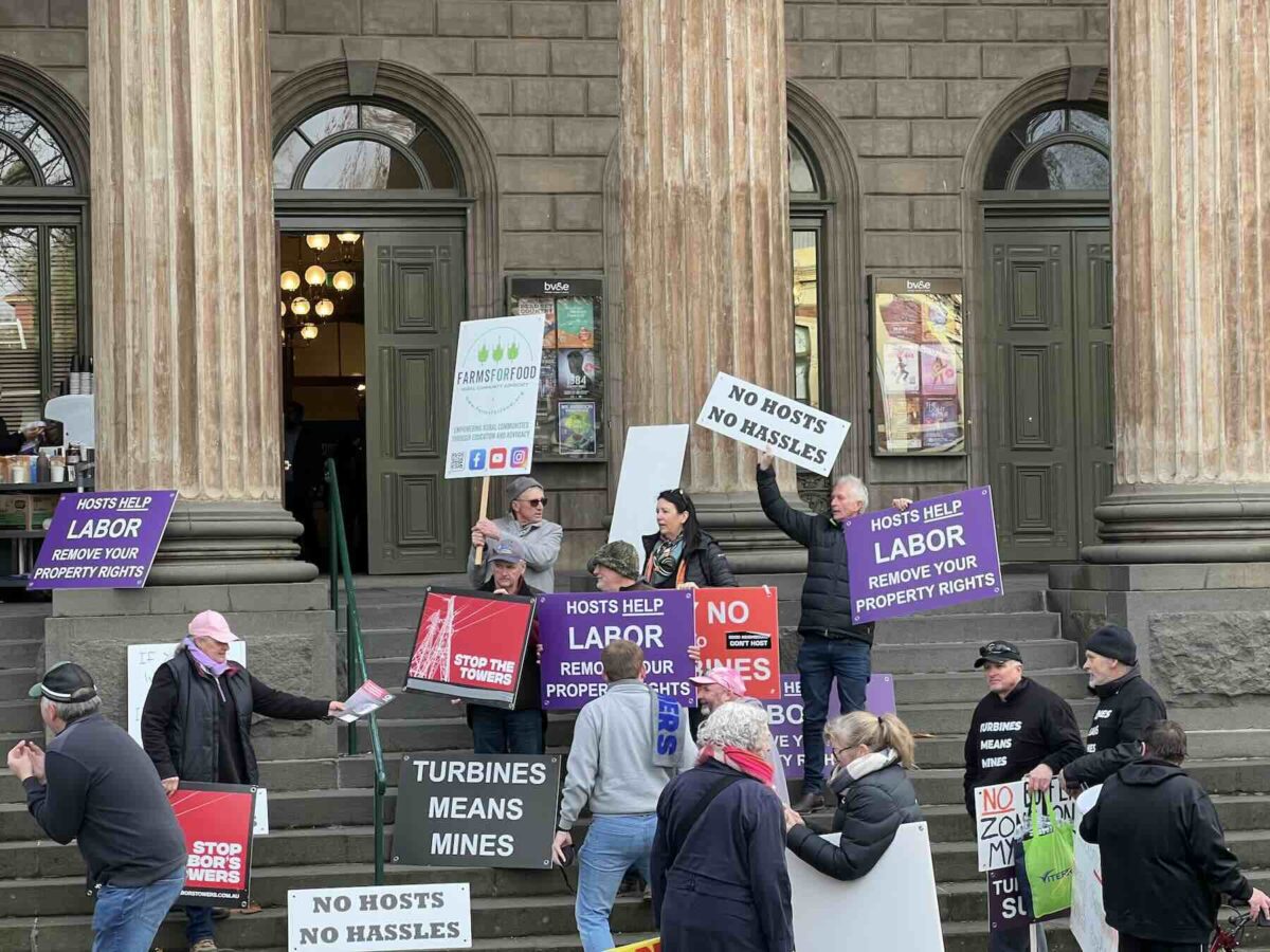 State LNP promises "strict new audits" of solar and wind, Barnaby promises a big new coal plant