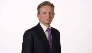 ATO looks to re-engage Service Australia on earnings data