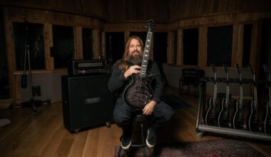 GIBSON AND MARK MORTON UNVEIL SIGNATURE LES PAUL MODERN QUILT