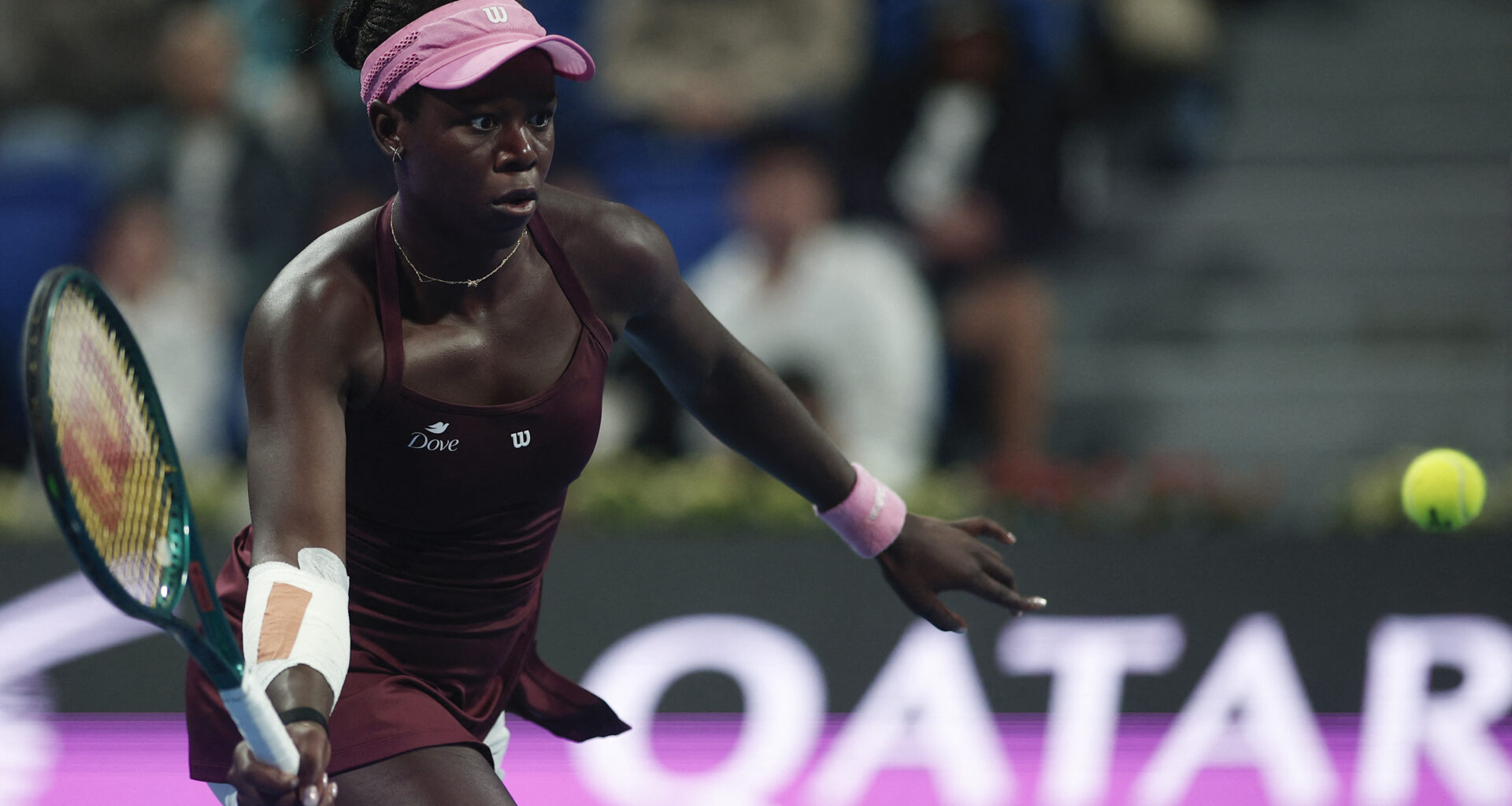 Hot shot: Victoria Mboko's 'special' slice winner in Doha - WTA Tennis