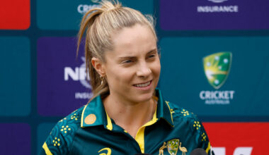 No big changes, Molineux to 'bring it all together' for Australia