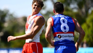 Curnow puts on a show as Swans sink Dogs