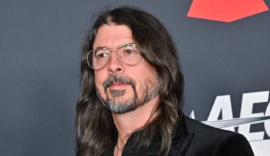 Dave Grohl Explains Josh Freese’s Exit From Foo Fighters