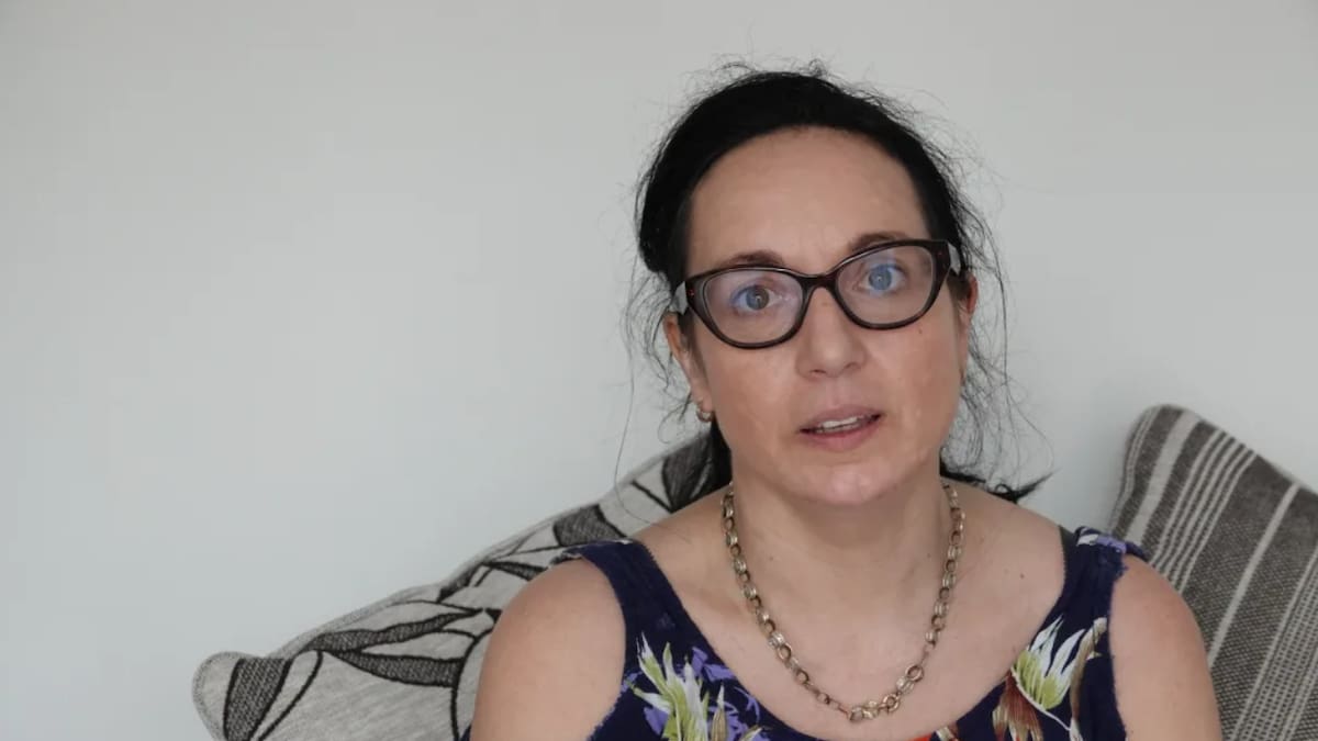 Medical tourist fights for compensation, claims surgery destroyed her stomach