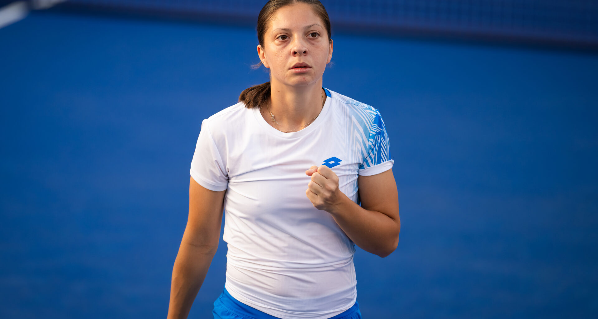 Ruzic bests Raducanu in three-set Dubai opener; first Top 30 win - WTA Tennis