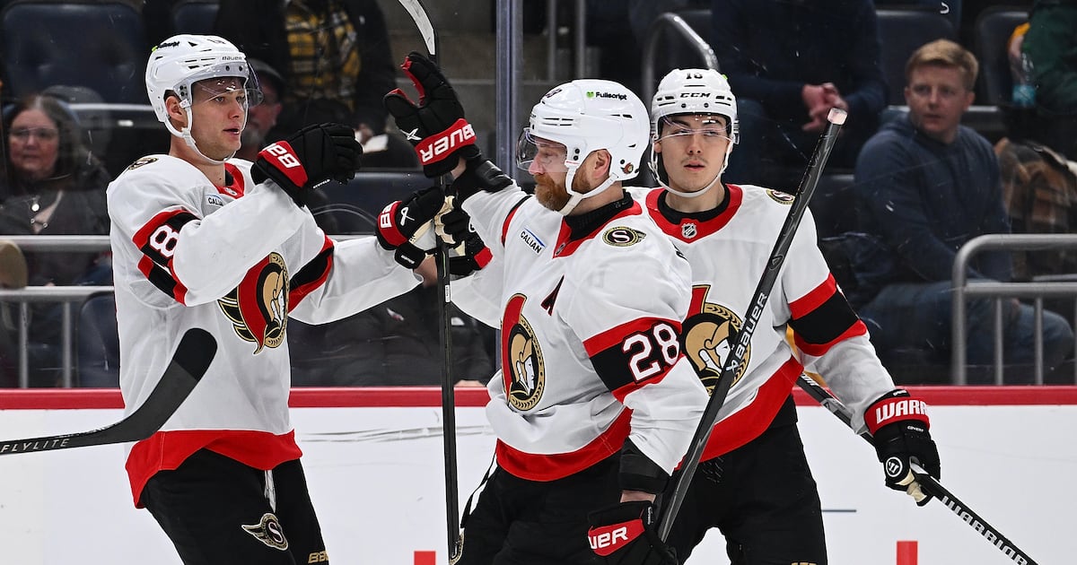 Claude Giroux’s winner leads Ottawa Senators past Pittsburgh Penguins for fourth straight win
