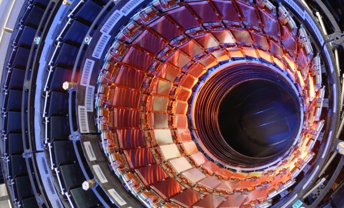 Scientists Just Discovered A Neutrino With 100,000 Times The Power Of The World’s Highest Energy Particle Accelerator
