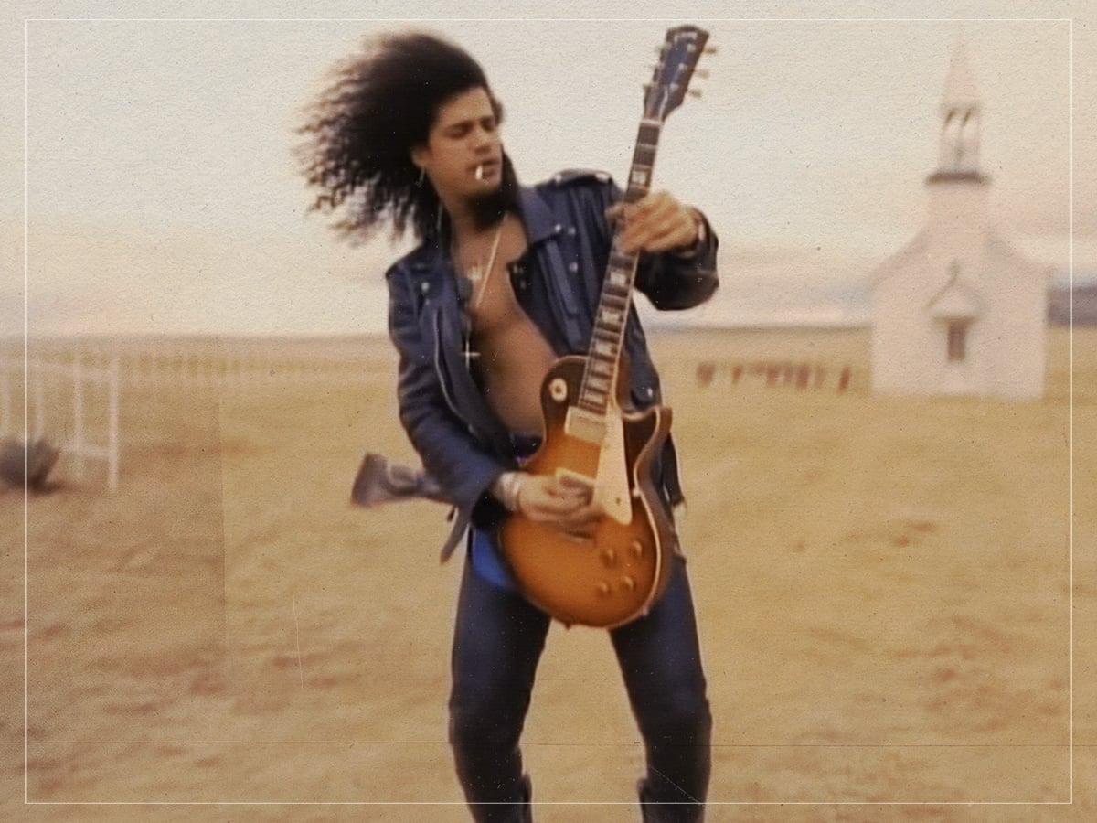 Slash - Guitarist - Guns N' Roses - 1992