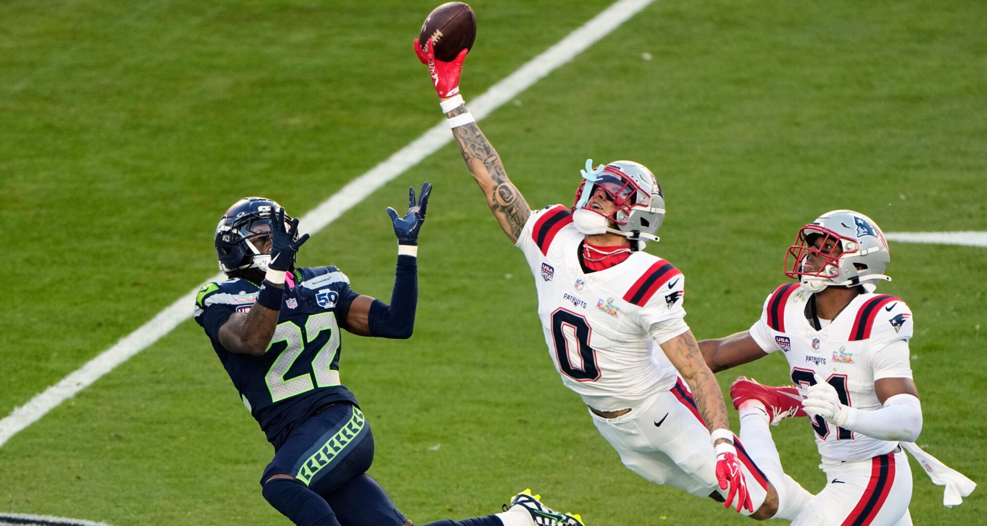 Patriots' Christian Gonzalez Wows NFL Fans With Incredible Super Bowl 60 Play vs. Seahawks on Video