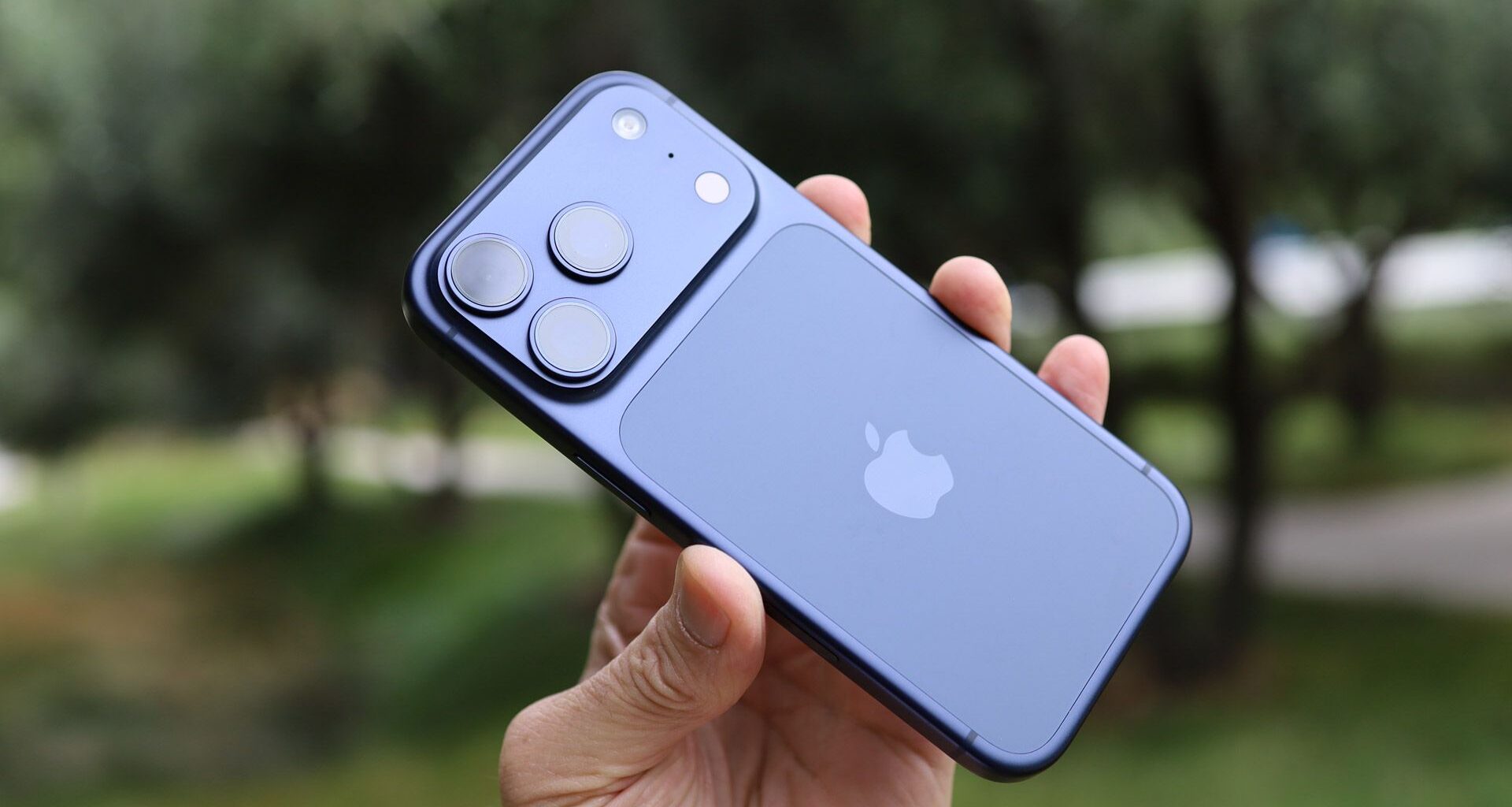 Apple iPhone 17 Pro REVIEW