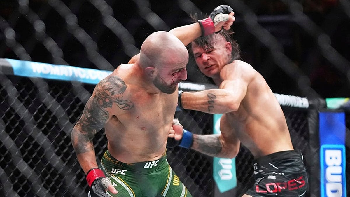 Alexander Volkanovski Vs Diego Lopes Live, UFC 325: Australian Wins Featherweight Title In Sydney