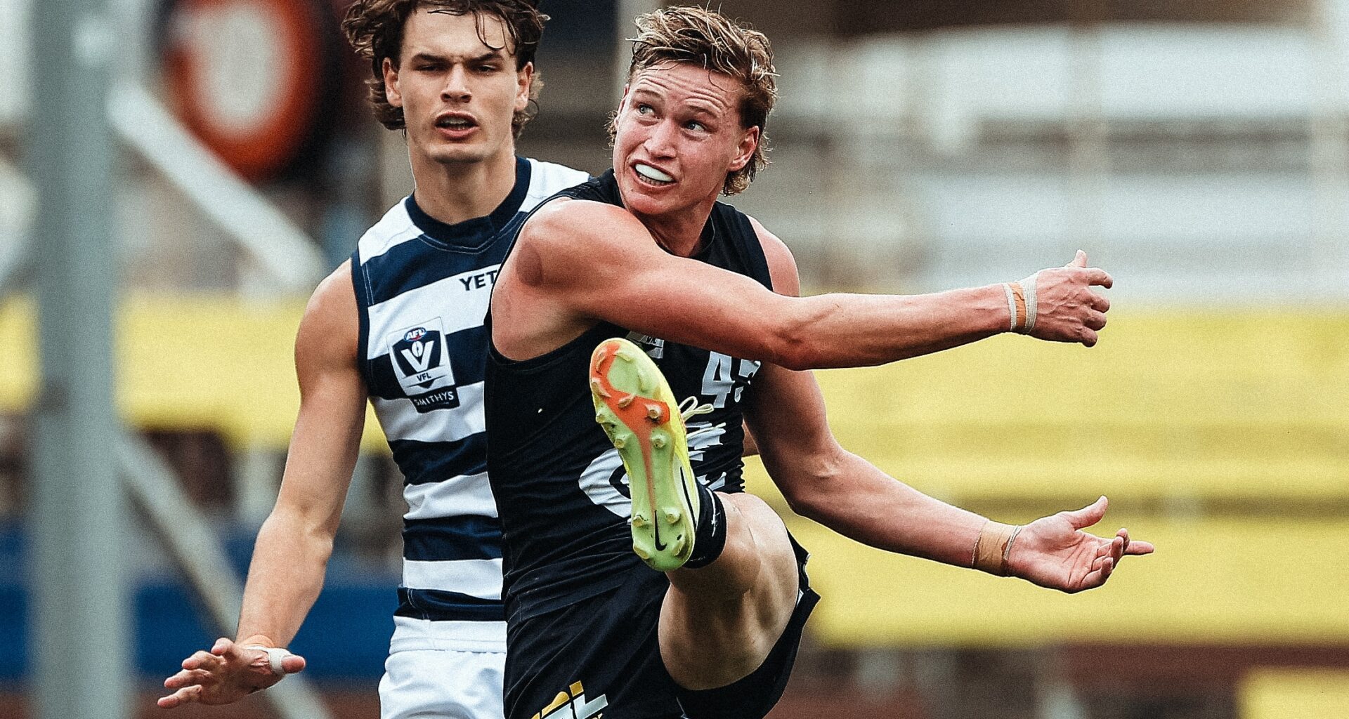 Four-goal Flynn, late scoreboard drama sees Blues prevail