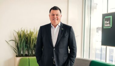 Kiwibank CEO says banks were ‘blindsided’ by Reserve Bank’s ATM proposal; Nicola Willis not picking sides in battle