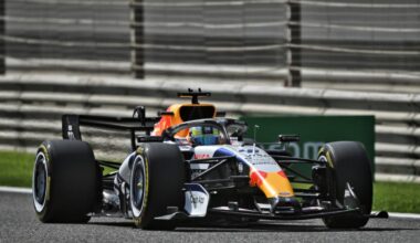 What happened at start of Bahrain F1 test with red flag in hour two