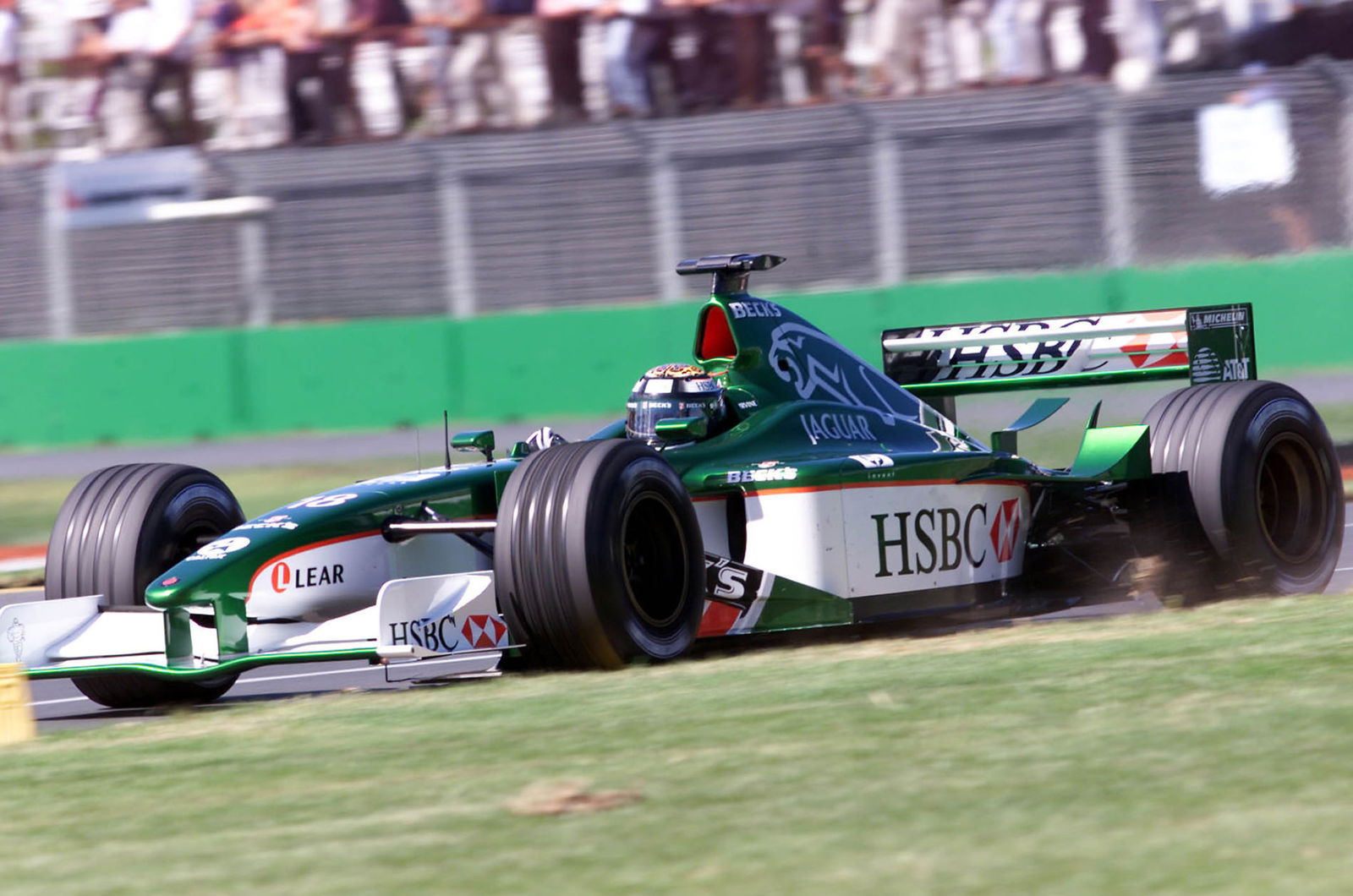 V10 scream to return to Australian Grand Prix