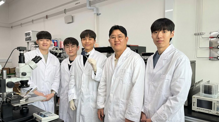 Breakthrough in Electrical Switching for Memory Tech