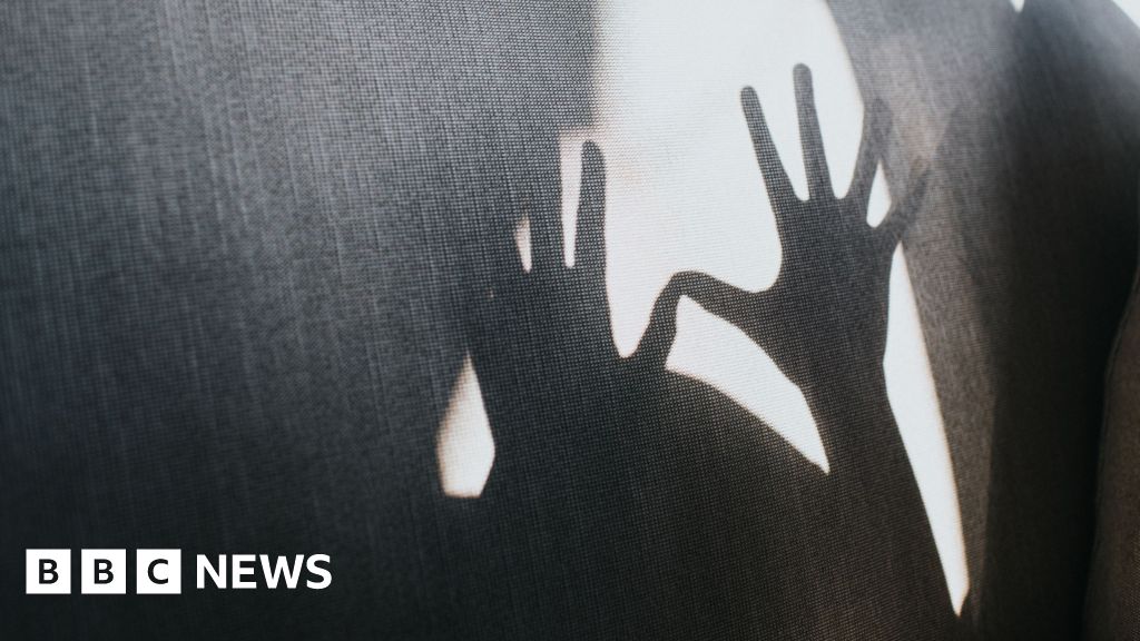 Australia police charge man with abuse of 459 children - BBC