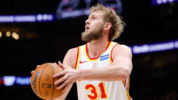 Jock Landale of the Atlanta Hawks sets up a shot.