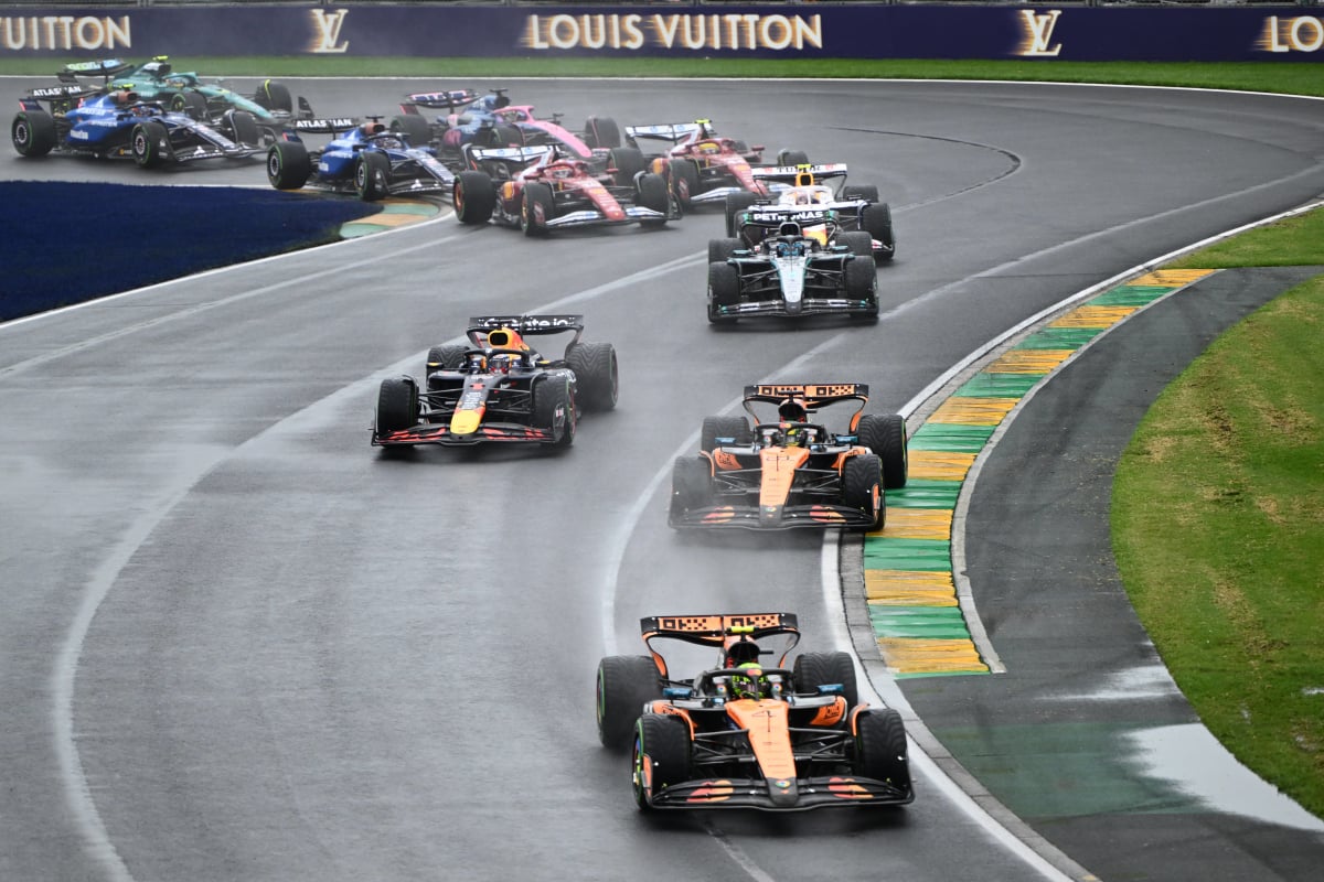 start, australia, verstappen, norris, piastri